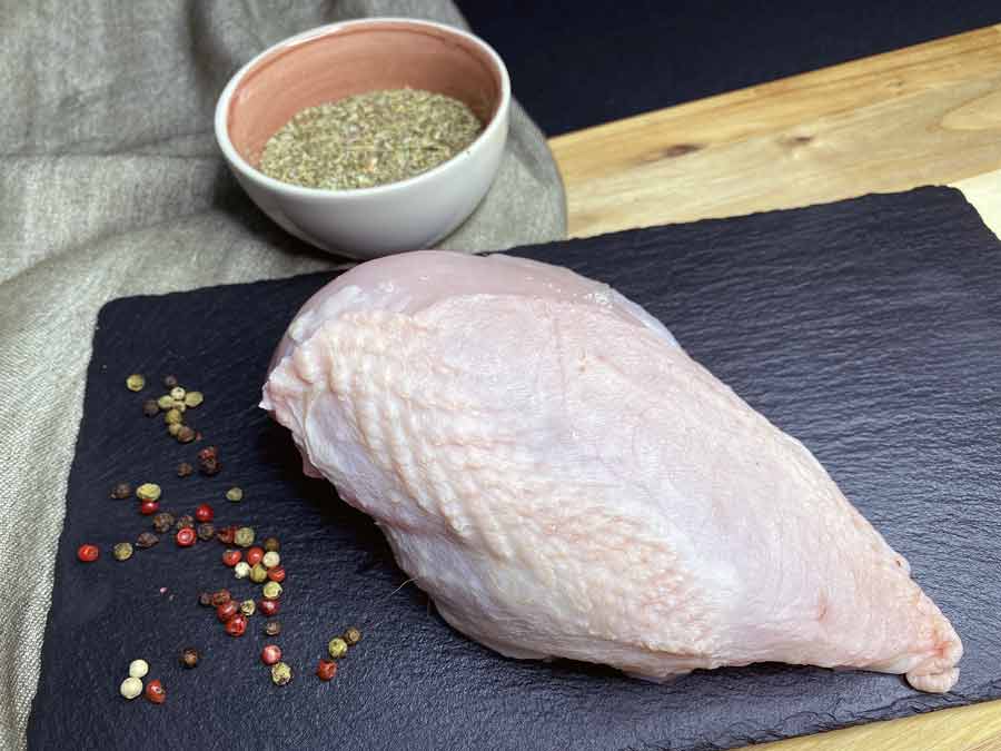 Pechuga de pollo con hueso